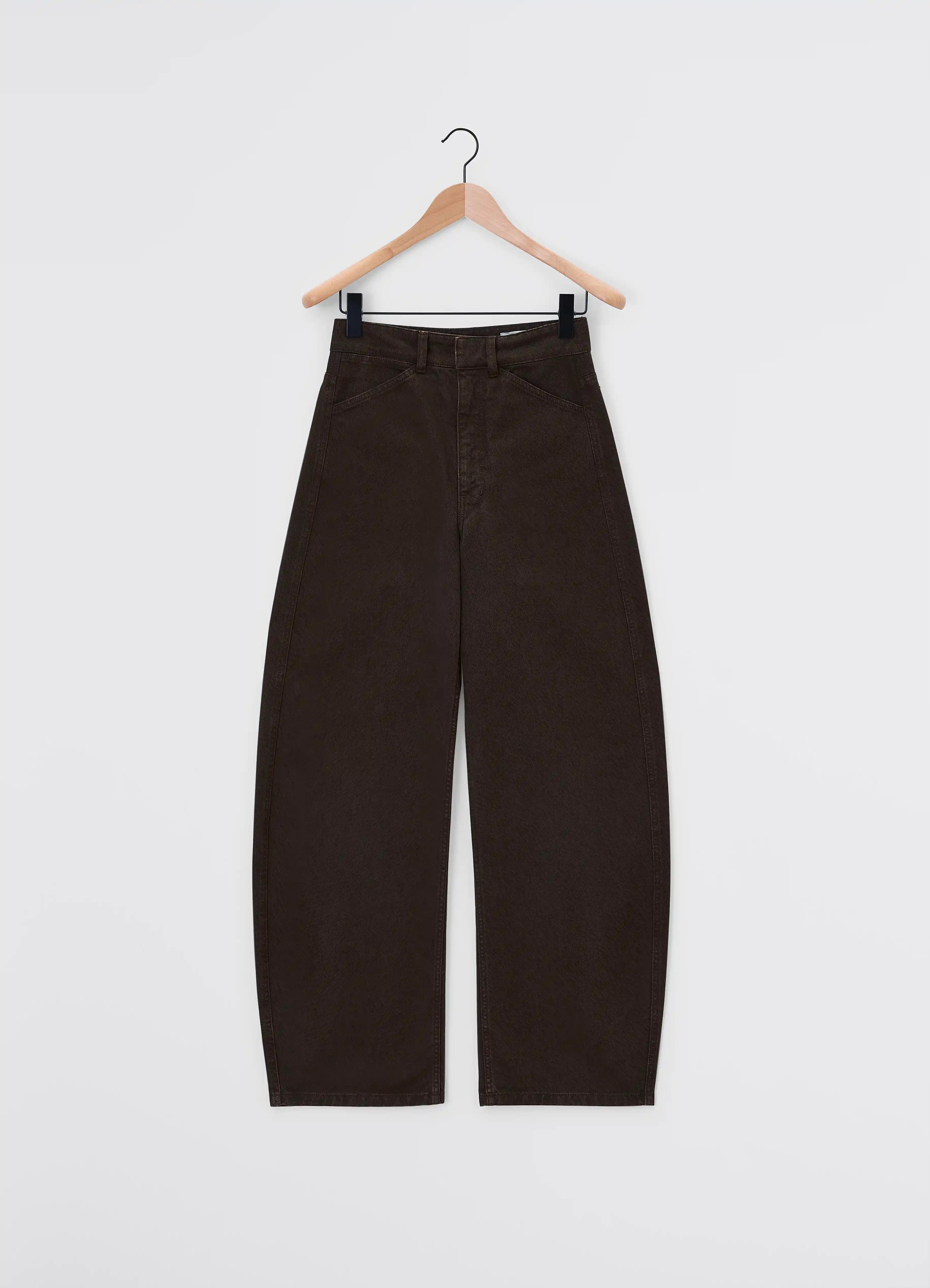 HIGH WAISTED CURVED PANTS