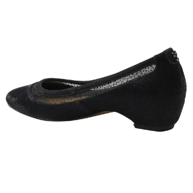 J. Renee Timoroa Black Pump (Women's)