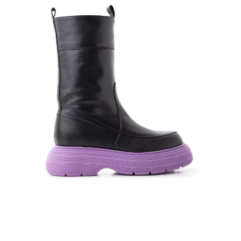 Tineo Black Leather/Purple Sole