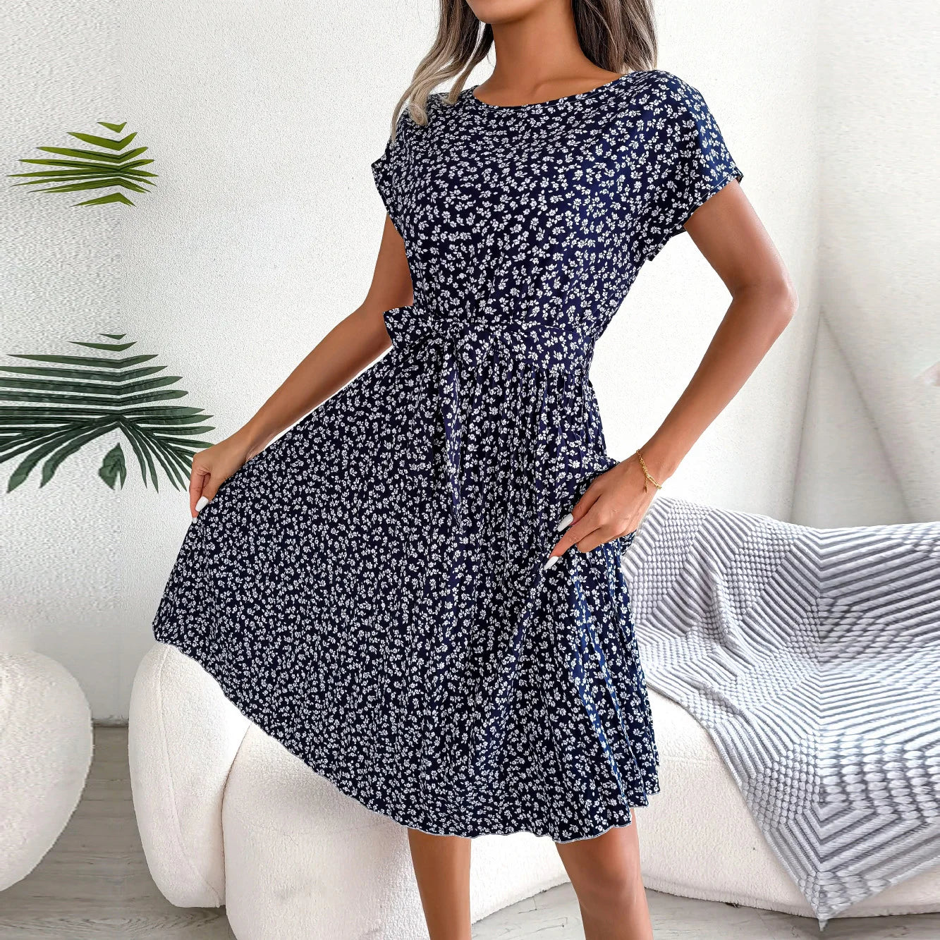 Effortless Elegance - Chic Floral A-Line Dress