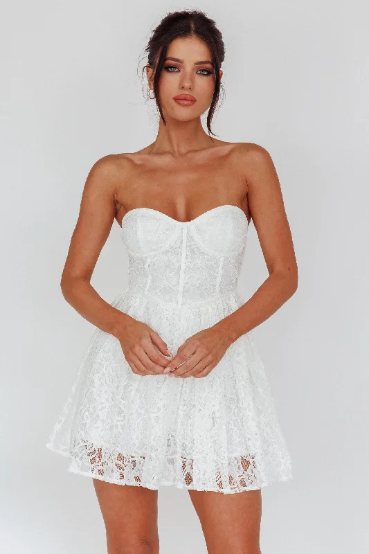 Harriette Sweetheart Lace Mini Dress Off White