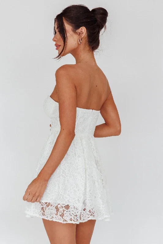 Harriette Sweetheart Lace Mini Dress Off White