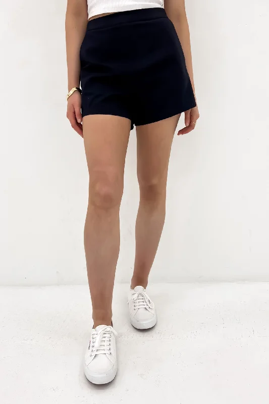 Jena Short Black