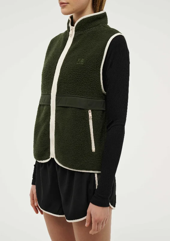 TECHNIQUE VEST IN FOREST NIGHT